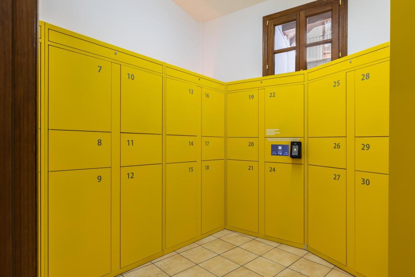 El Josemari Youth Hostel - Albergue Juvenil Палма де Майорка Екстериор снимка